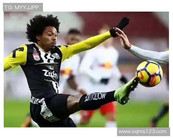 巨大1-0!亚洲球队逆袭:欧冠前史首胜 仅建队11年 现场万人狂欢